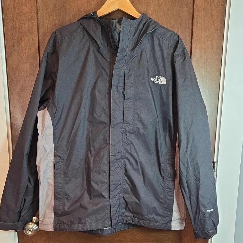 The North Face Men's Large Dark Gray Hooded Hyvent Windbreaker Jacket